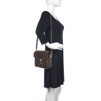 Louis Vuitton Monogram Pochette Metis 2 of 11