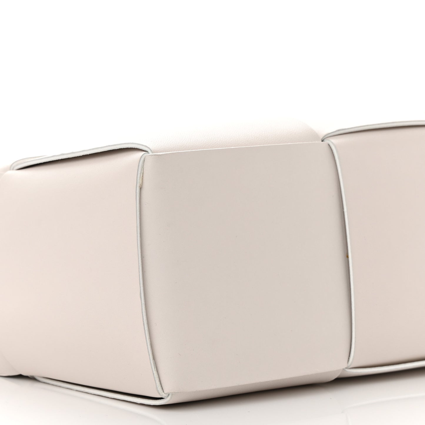 Nappa Maxi Intrecciato Medium Arco Tote White