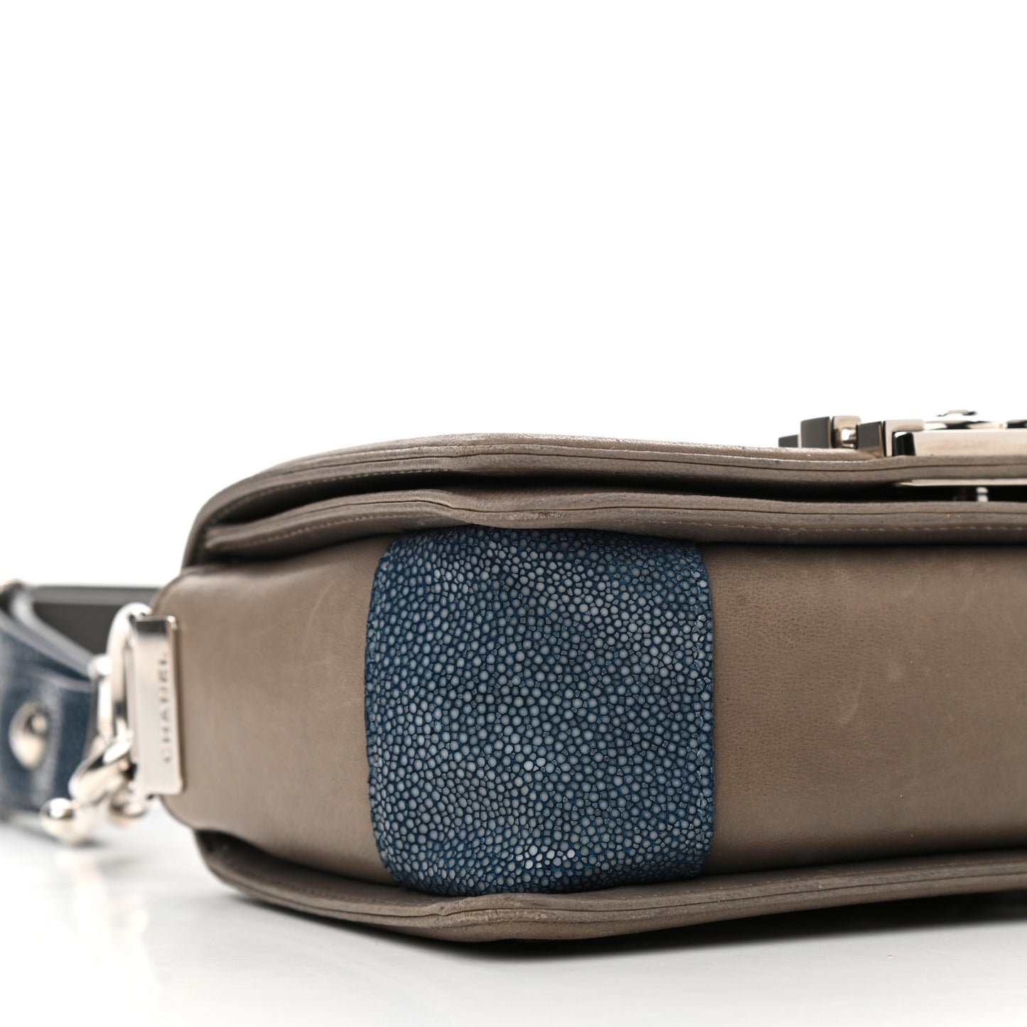 Lambskin Stingray Quilted Small Boy Flap Khaki