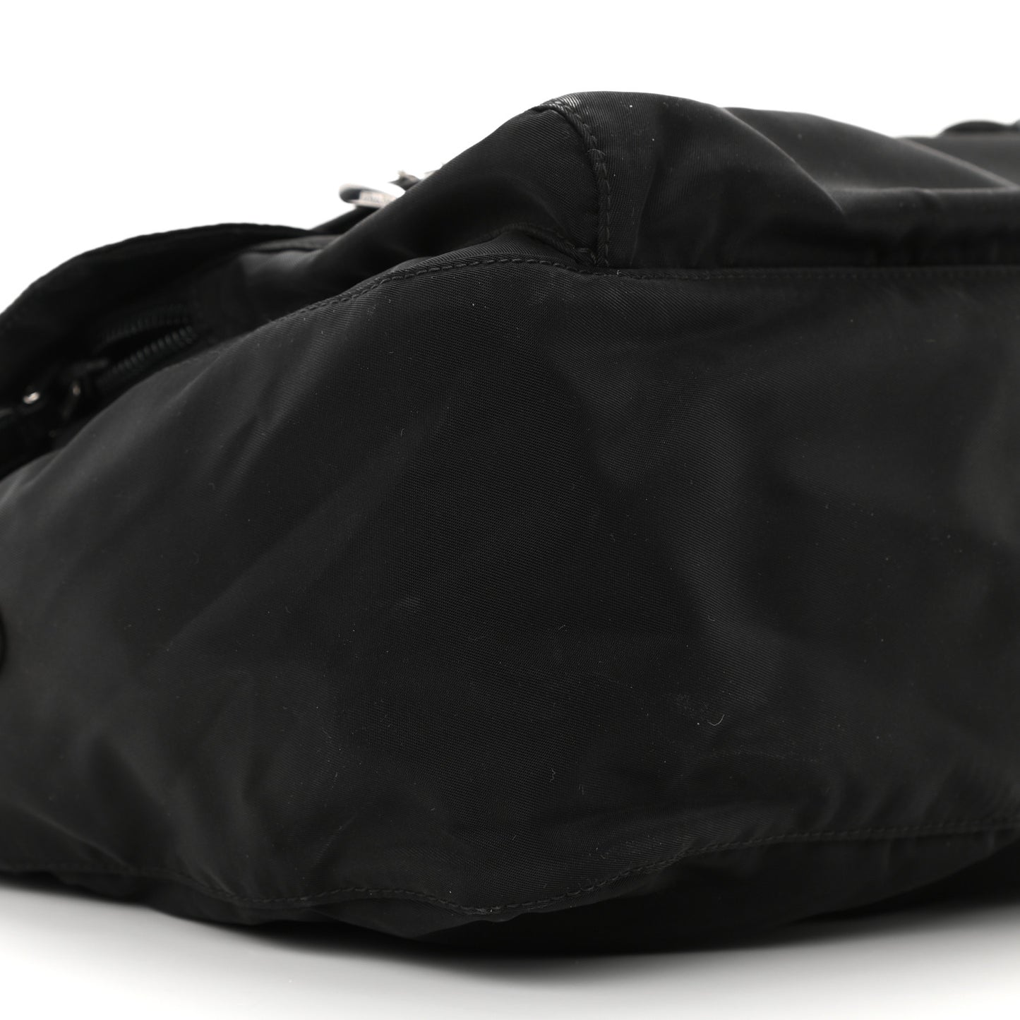 Tessuto Nylon Saffiano Vela Messenger Bag Black