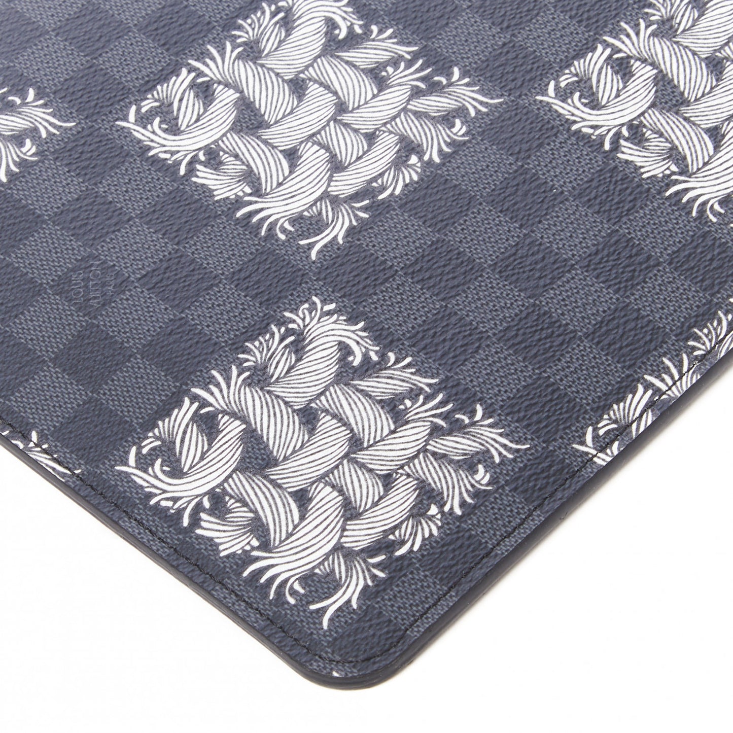 Damier Graphite Rope Pochette Jour PM White
