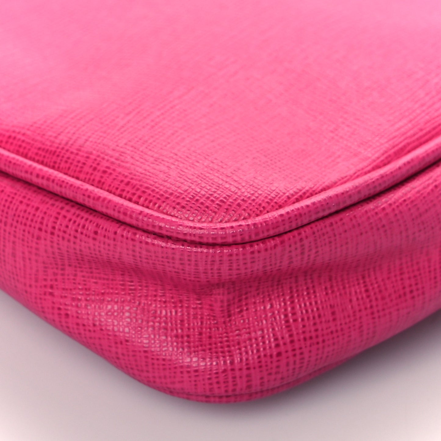 Vitello Elite Pochette Ciclamino