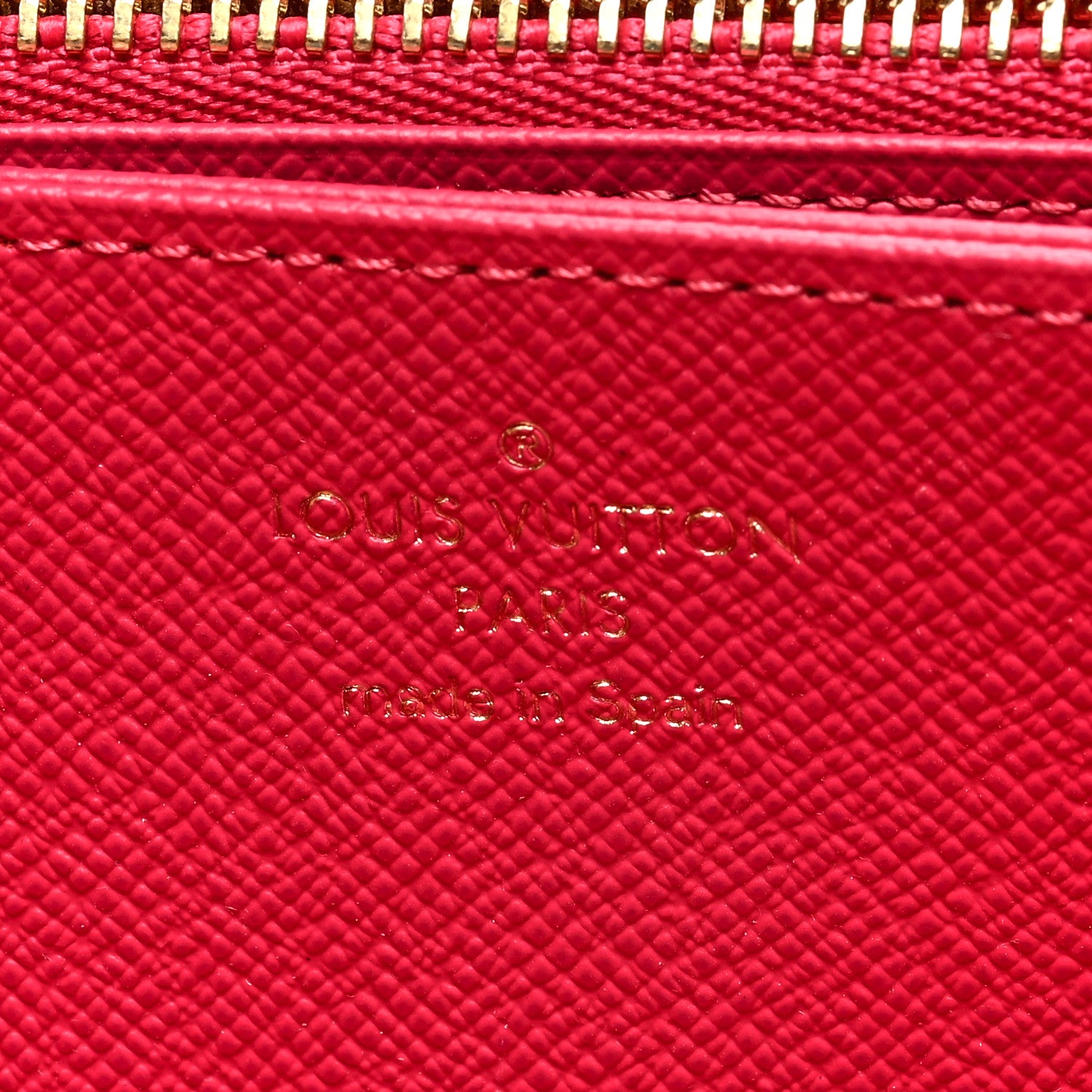 Louis Vuitton Monogram 2017 Christmas Animation Zippy Wallet 6 of 9