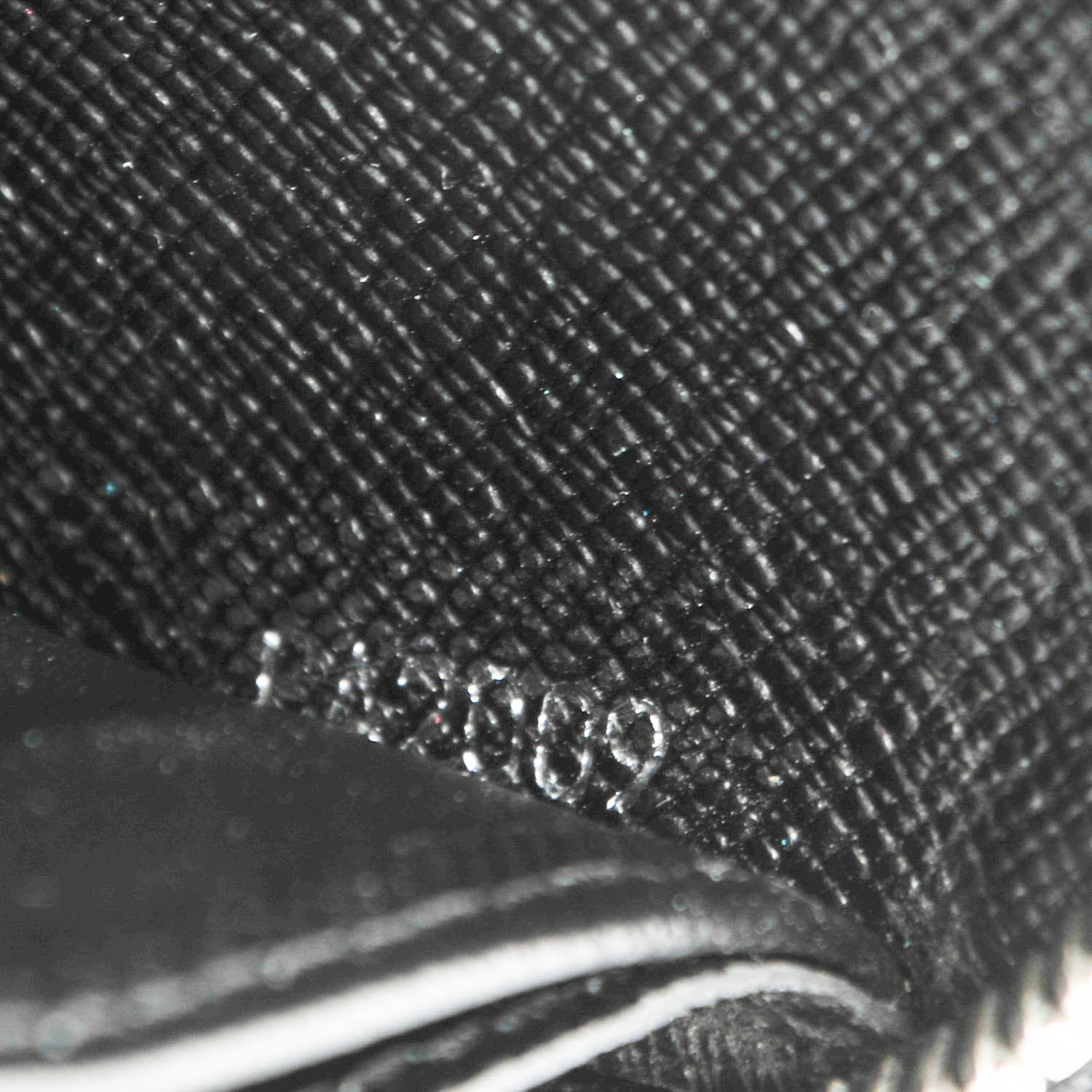 Louis Vuitton Epi Zippy Wallet Black 7 of 7