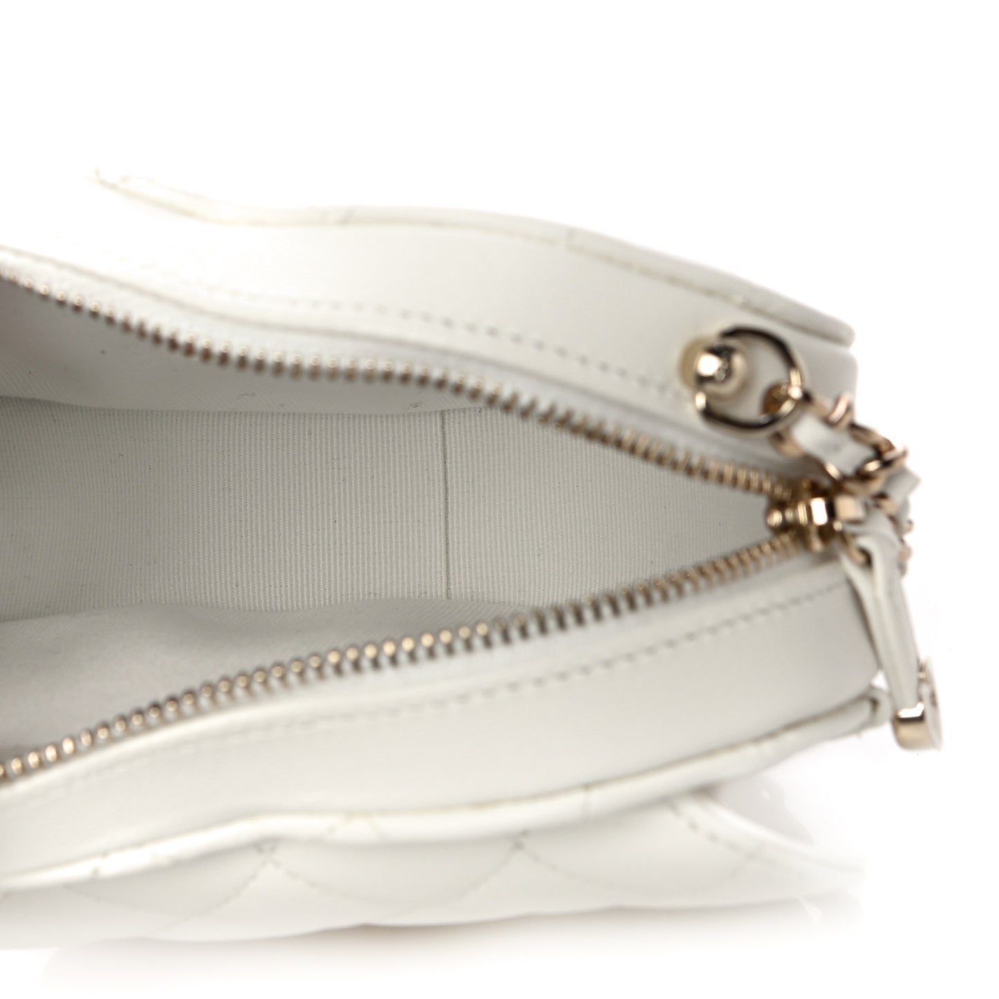 Lambskin Quilted CC In Love Heart Clutch With Chain White