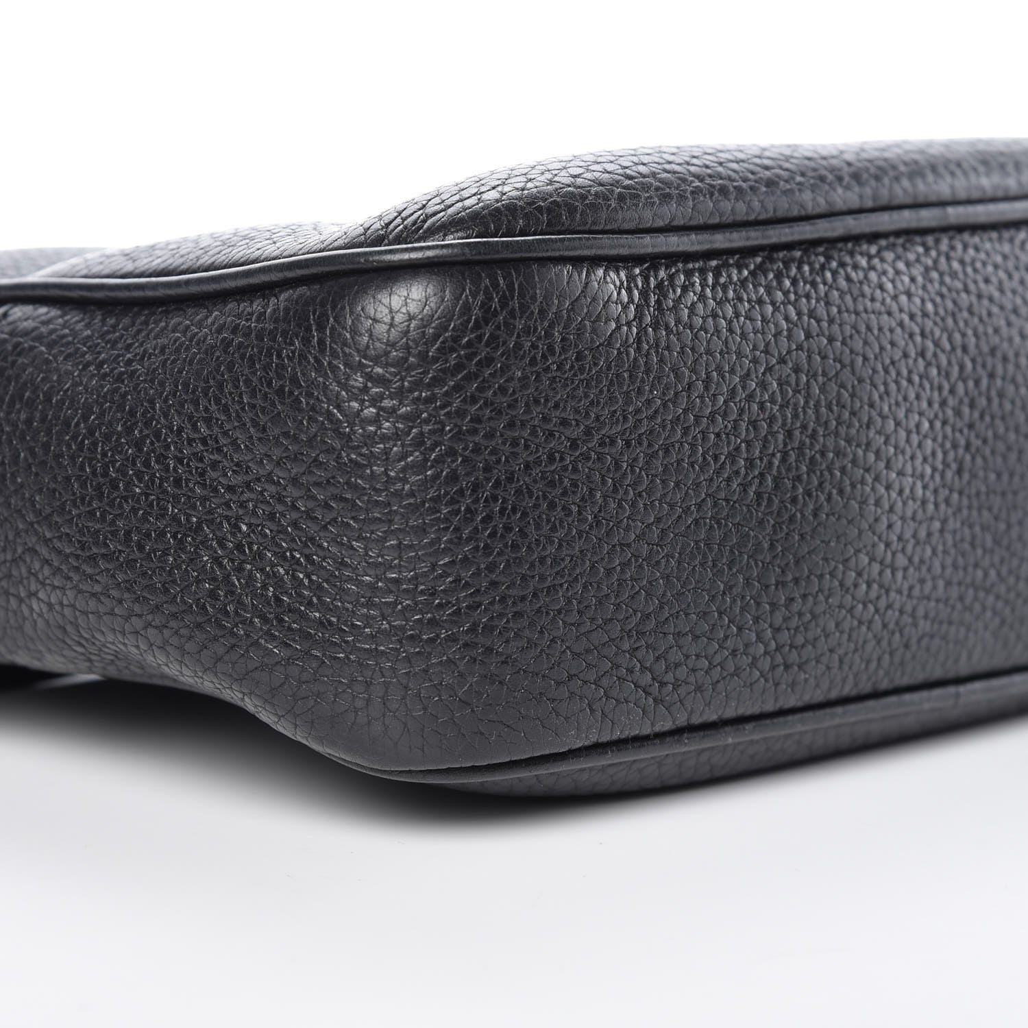 Gucci Pebbled Calfskin Small Soho Disco Bag Black 5 of 12