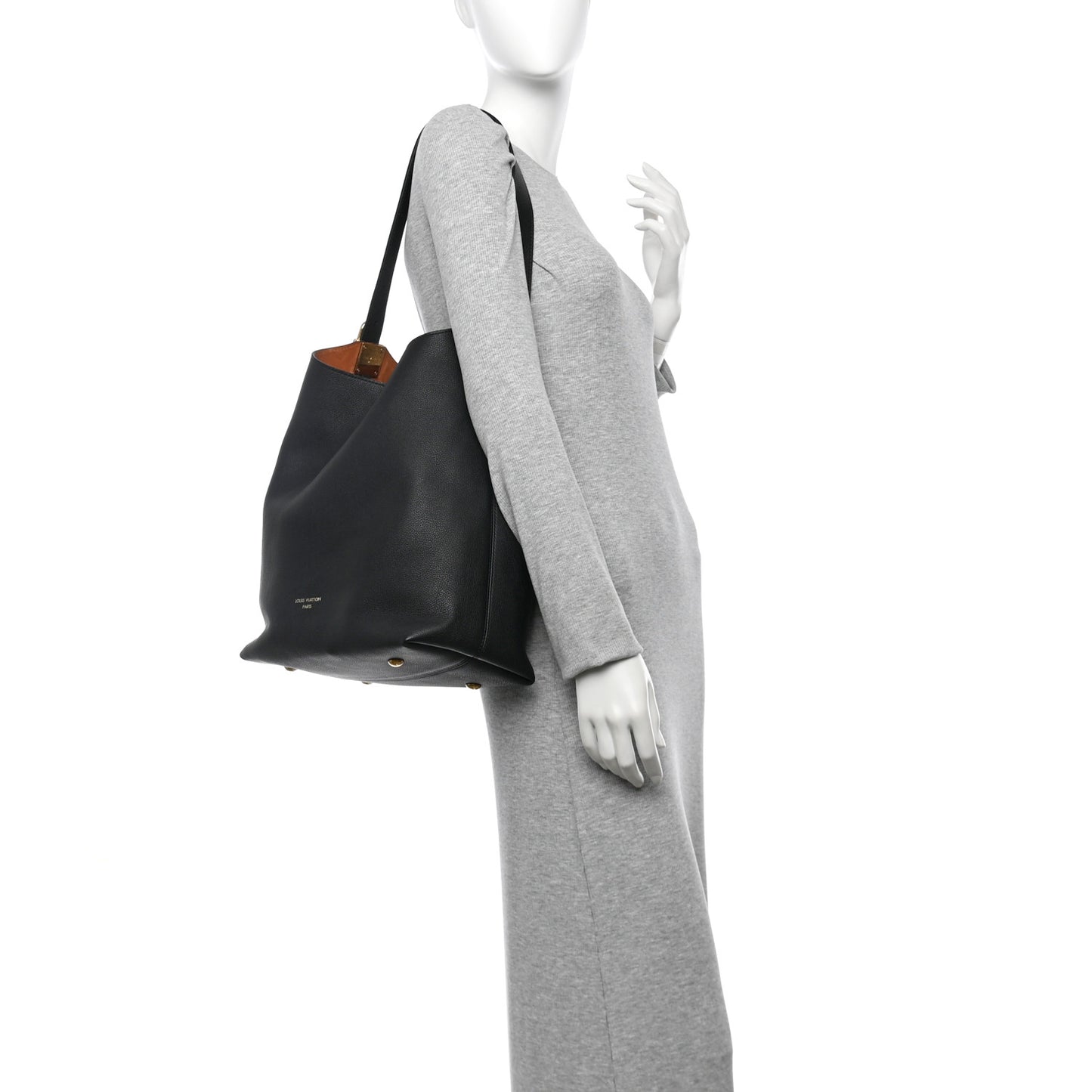 Grained Calfskin Low Key Hobo MM Black