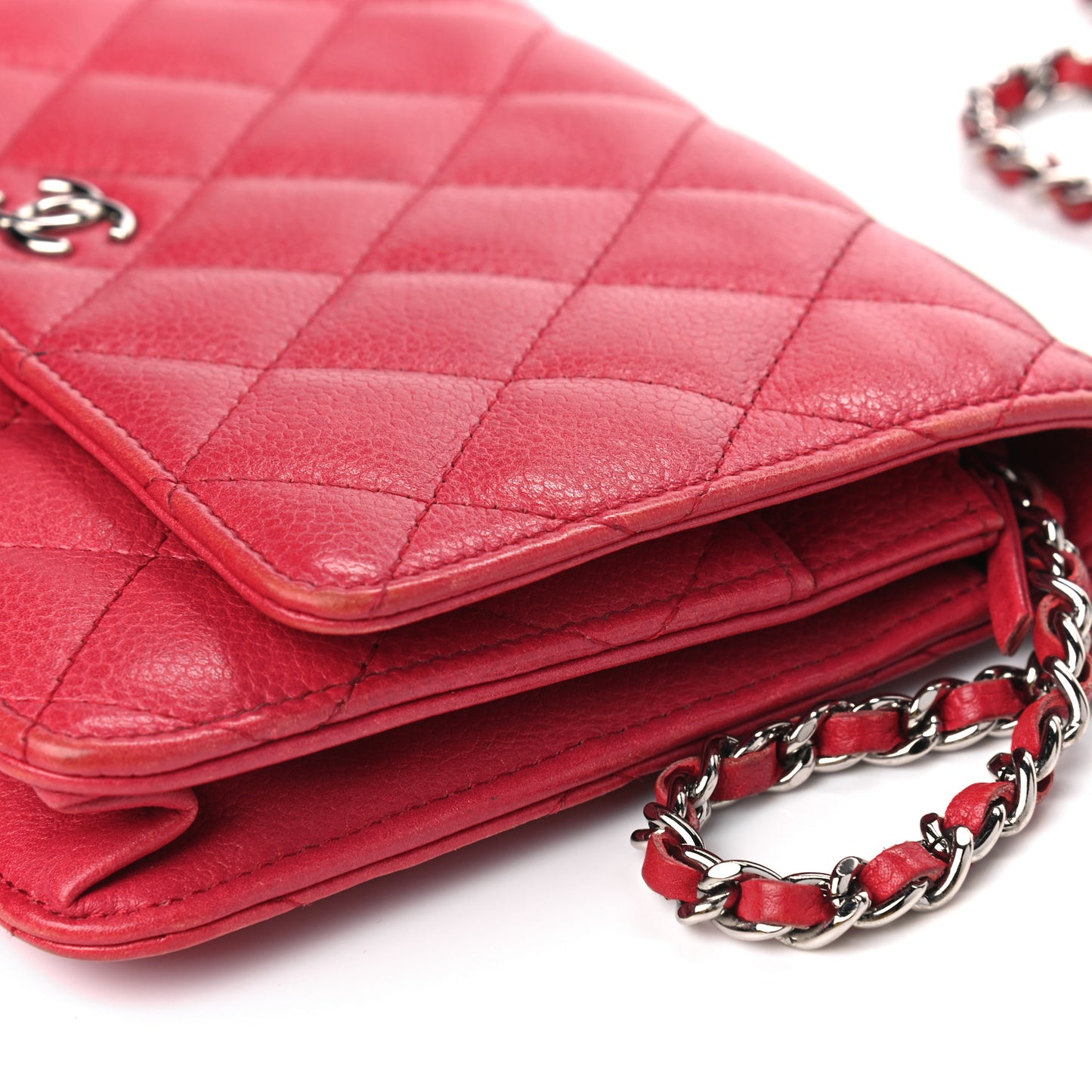 Caviar Quilted Wallet on Chain WOC Red