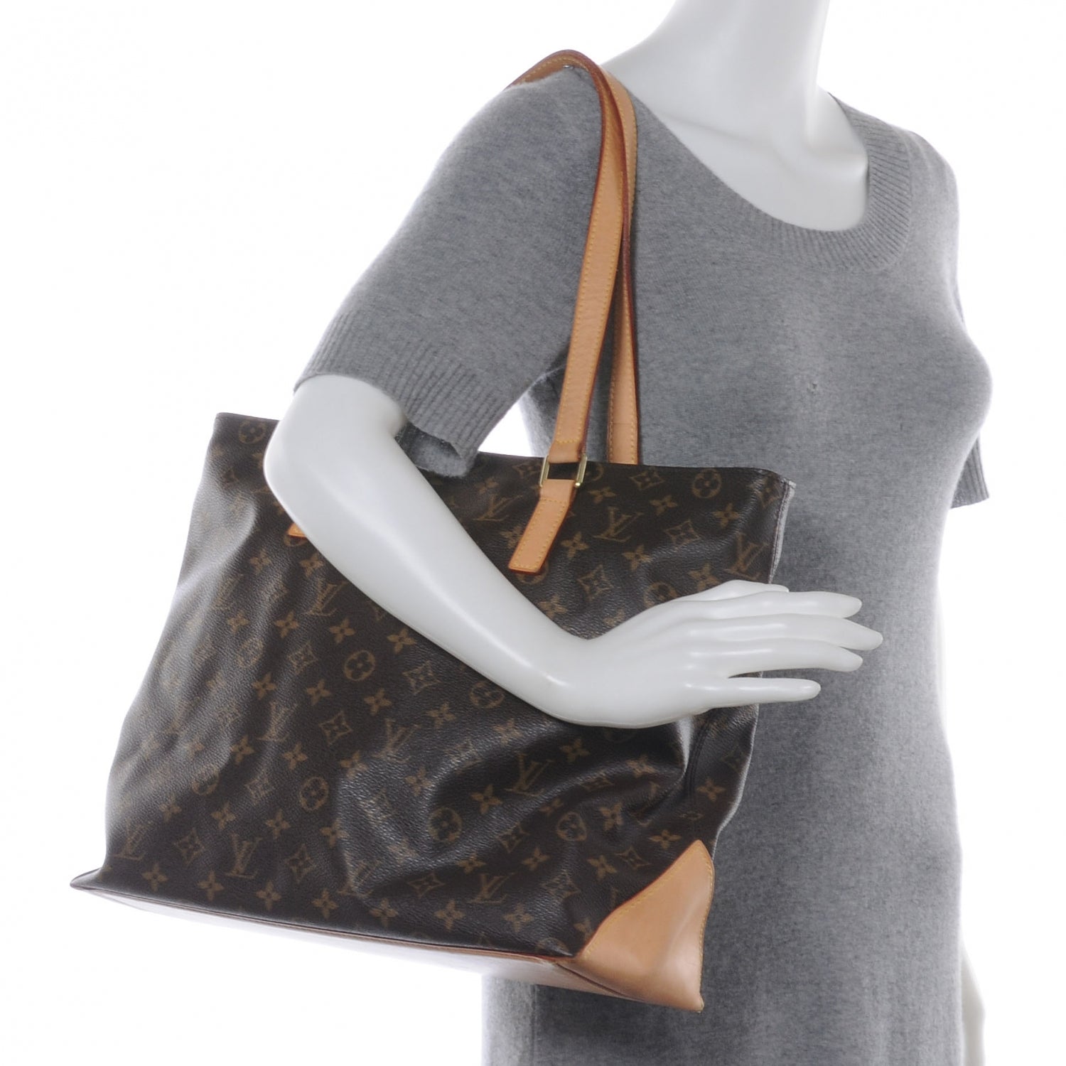 Louis Vuitton Monogram Cabas Mezzo 2 of 7