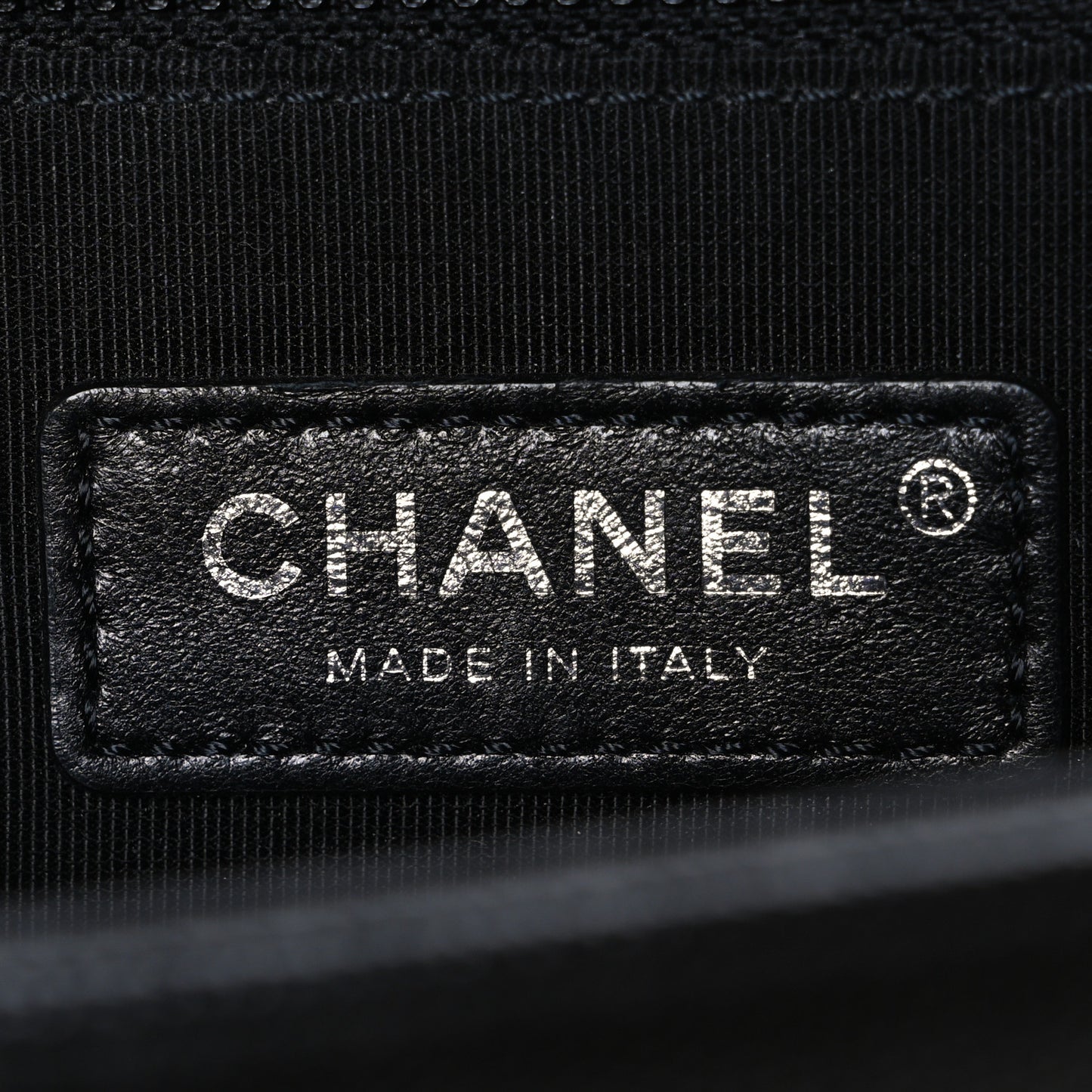 Caviar Quilted Large Boy Flap Black