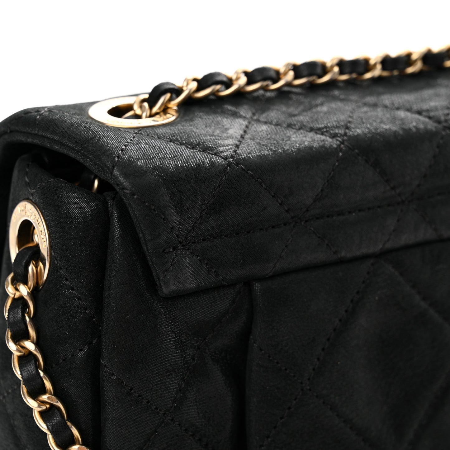 Iridescent Calfskin Quilted Small Chic Quilt Flap Black
