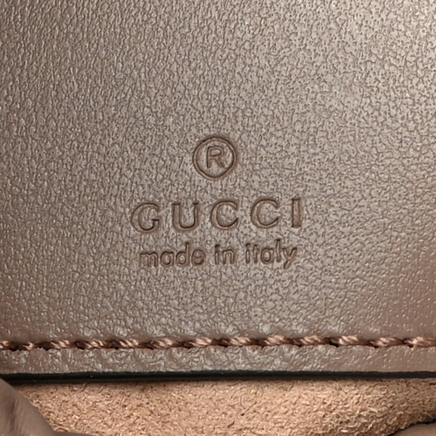 Calfskin Matelasse Mini GG Marmont 2.0 Bucket Bag Porcelain Rose