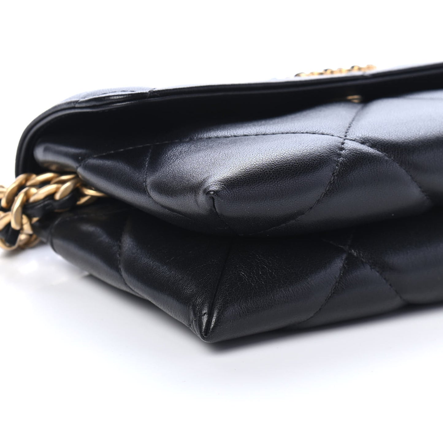 Lambskin Quilted Chanel 19 Flap Clutch Black