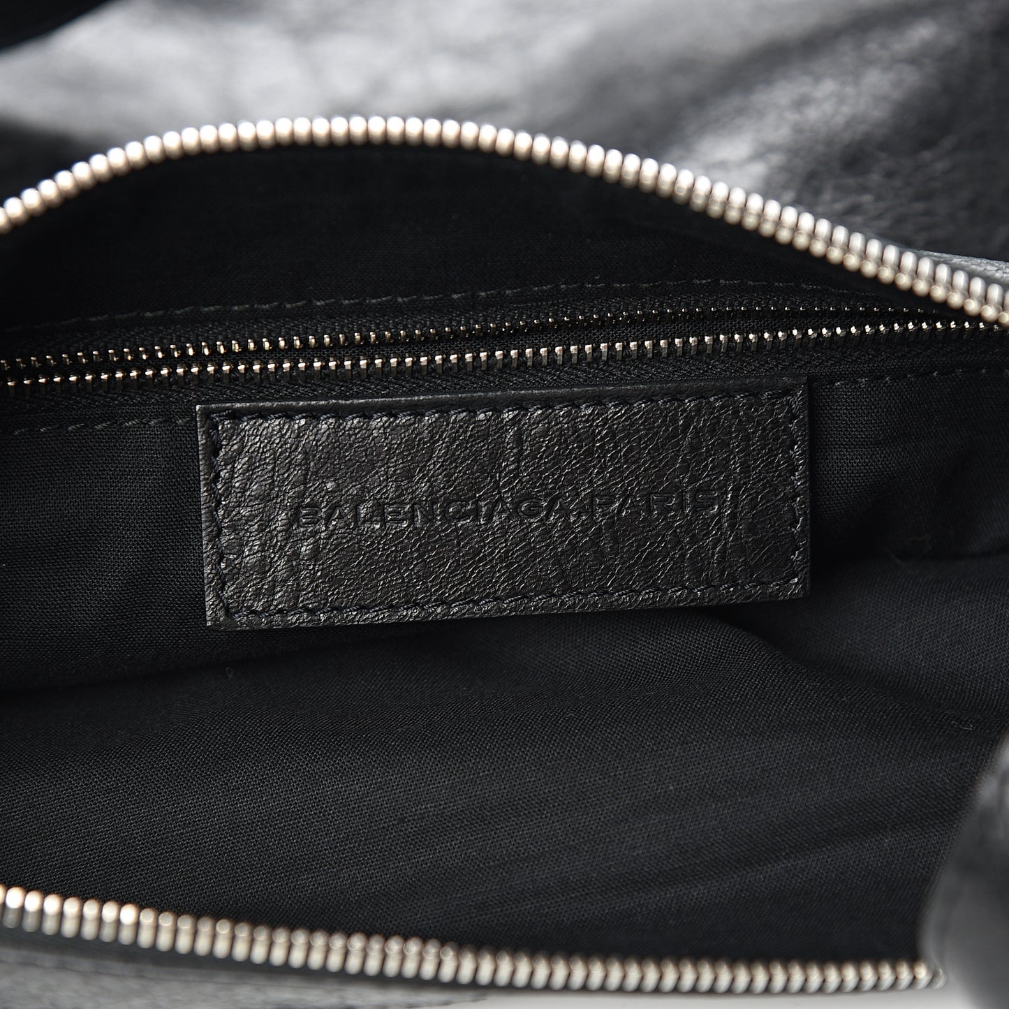 Agneau Day Messenger Black
