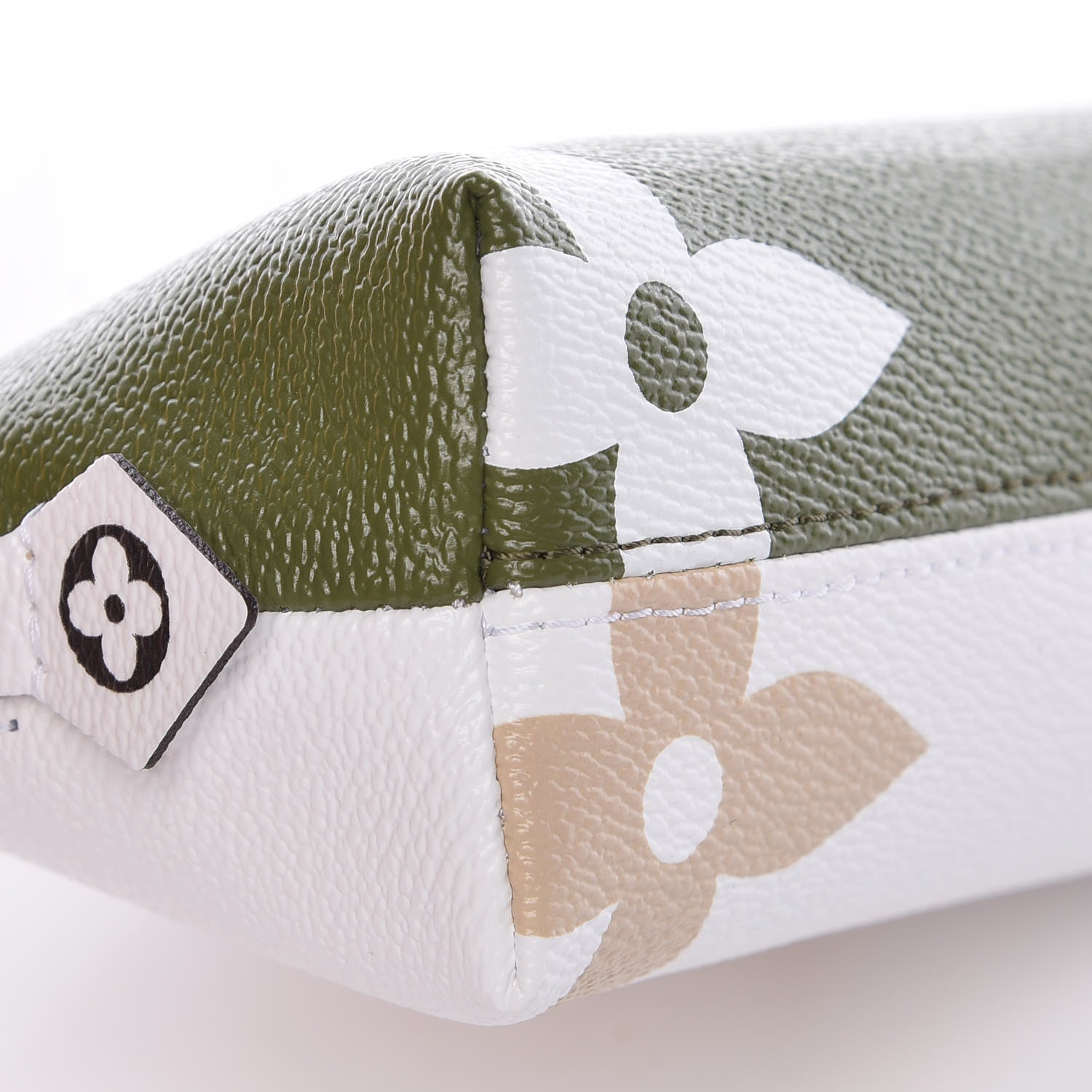 Louis Vuitton Monogram Giant Cosmetic Pouch Kaki 8 of 10