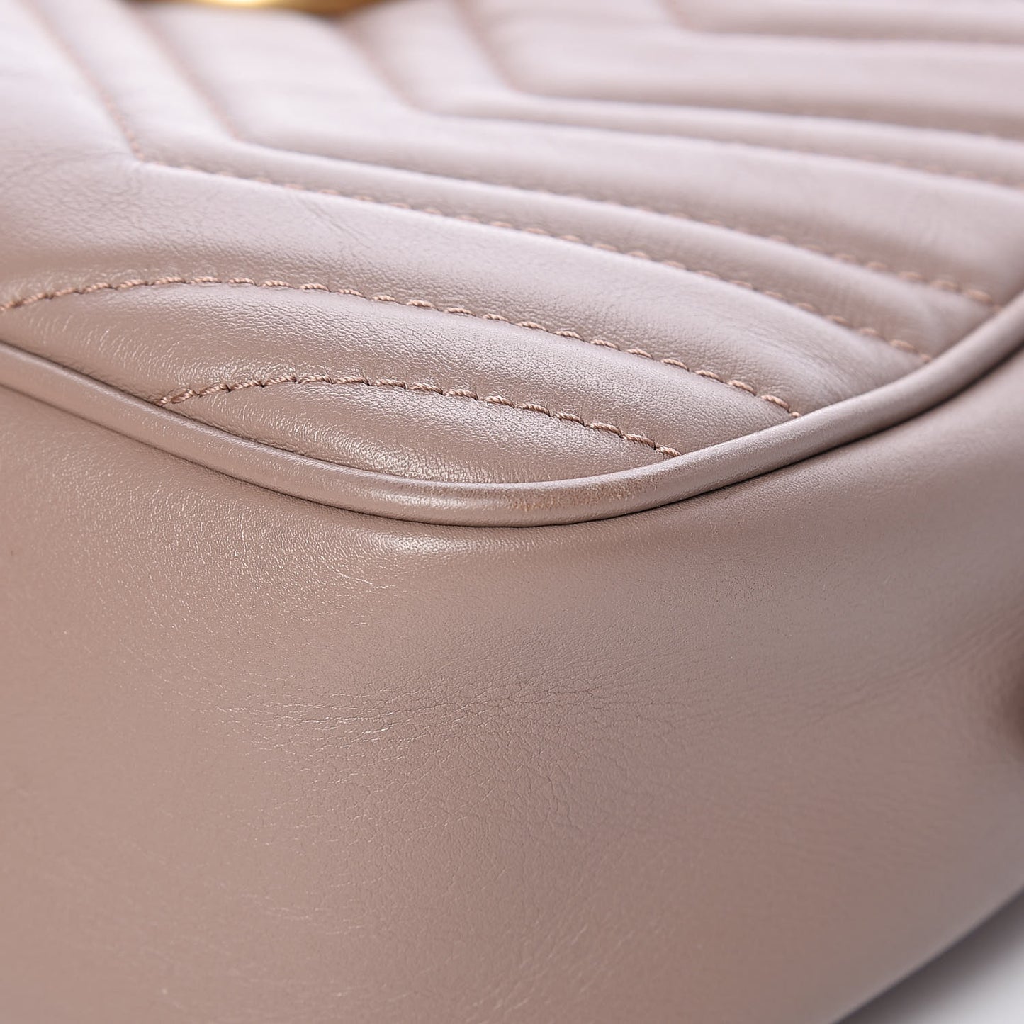 Calfskin Matelasse Small GG Marmont Chain Shoulder Bag Porcelain Rose