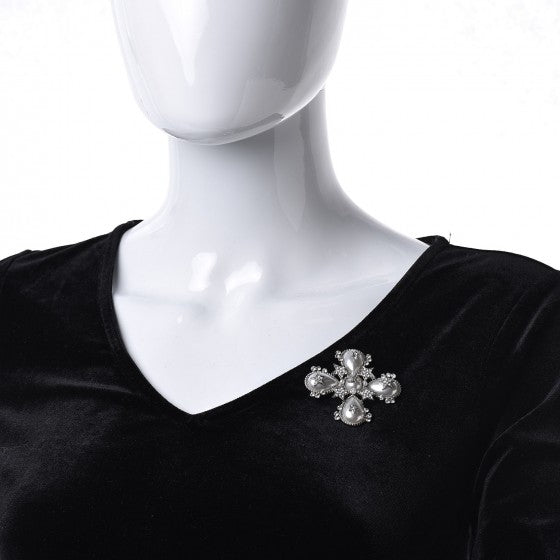 Pearl Crystal CC Star Brooch Silver