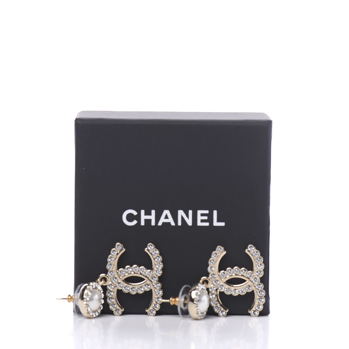 Crystal Pearl Bow-tiful CC Drop Earrings Gold