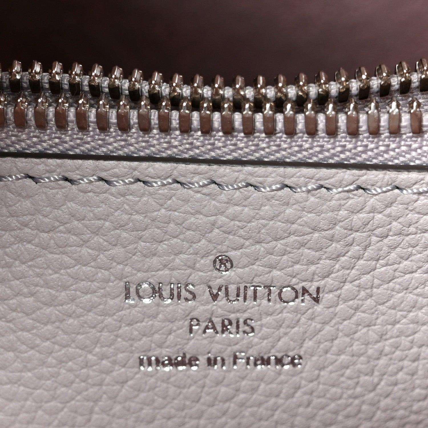 Louis Vuitton Mahina Muria Brume 5 of 10