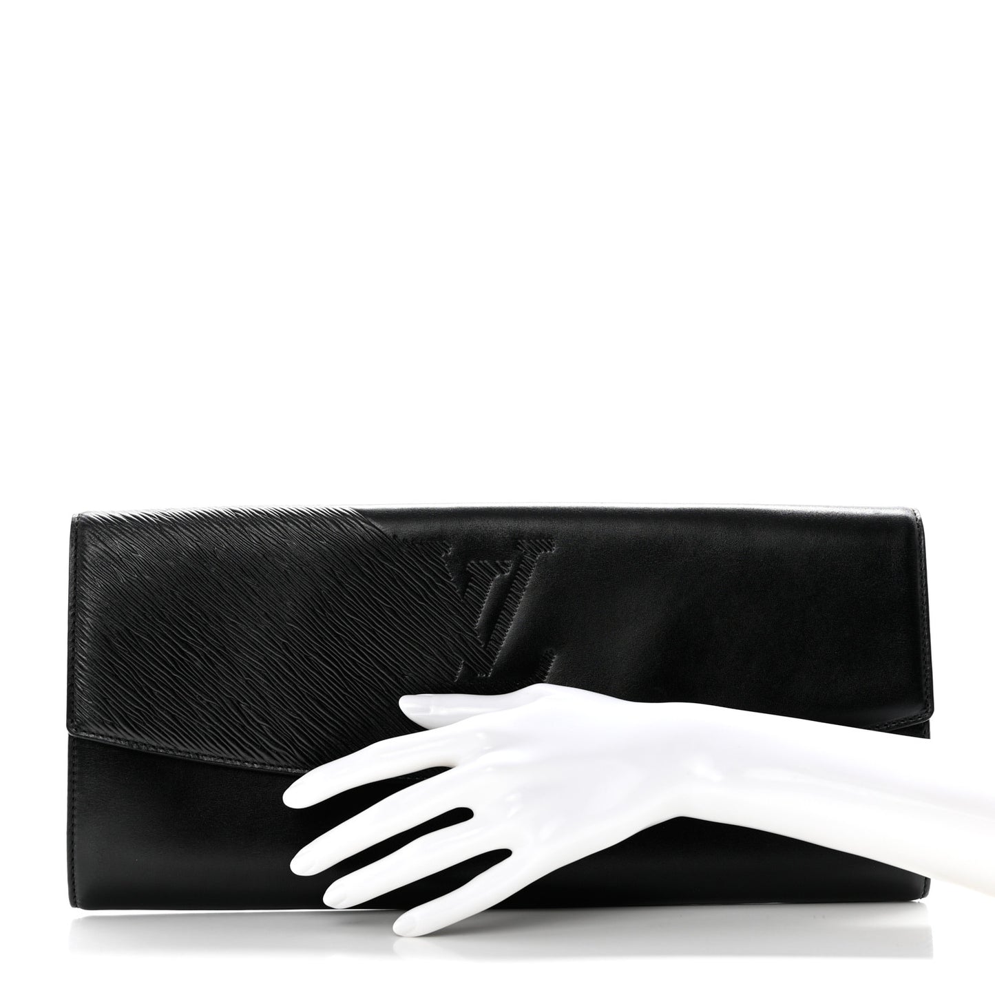 Epi Opera Pochette Egee Clutch Black