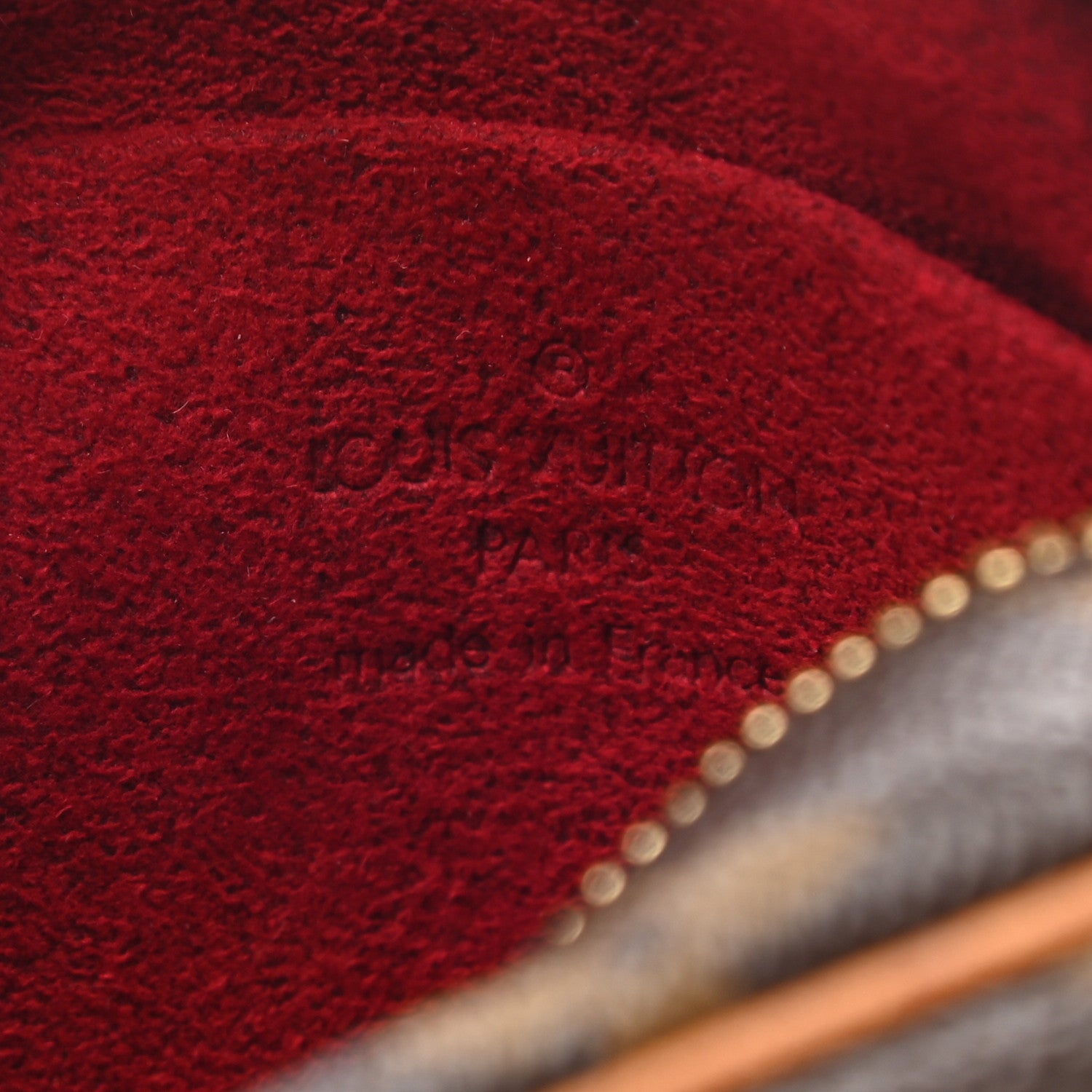 Louis Vuitton Monogram Wapity 6 of 6