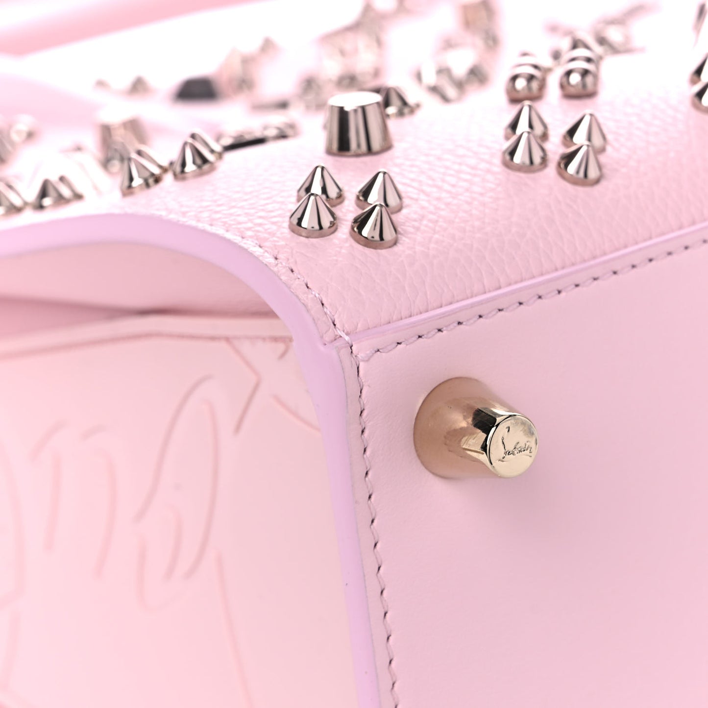 Calfskin Spikes Loubinthesky Medium Paloma Pink