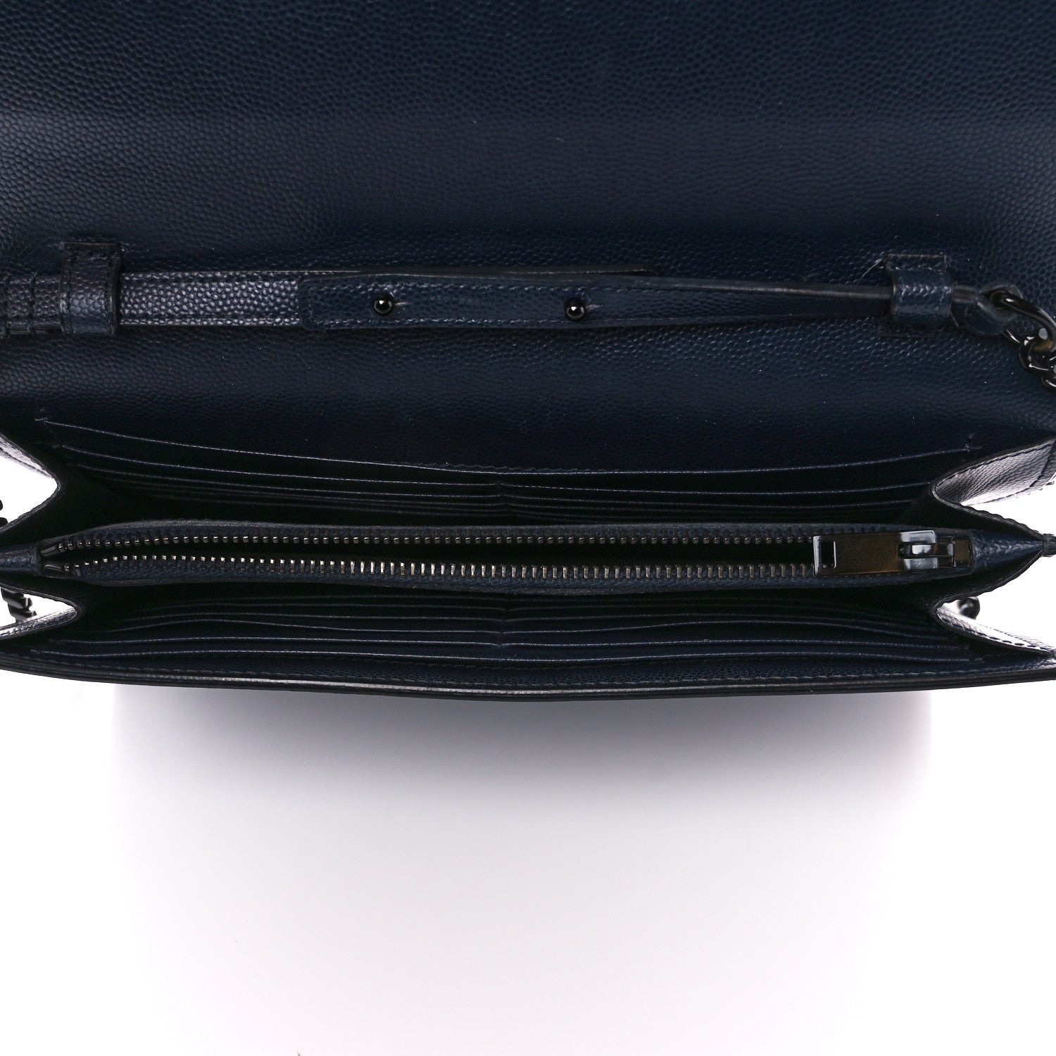 Saint Laurent Grain De Poudre Monogram Chain Wallet Marine 5 of 12