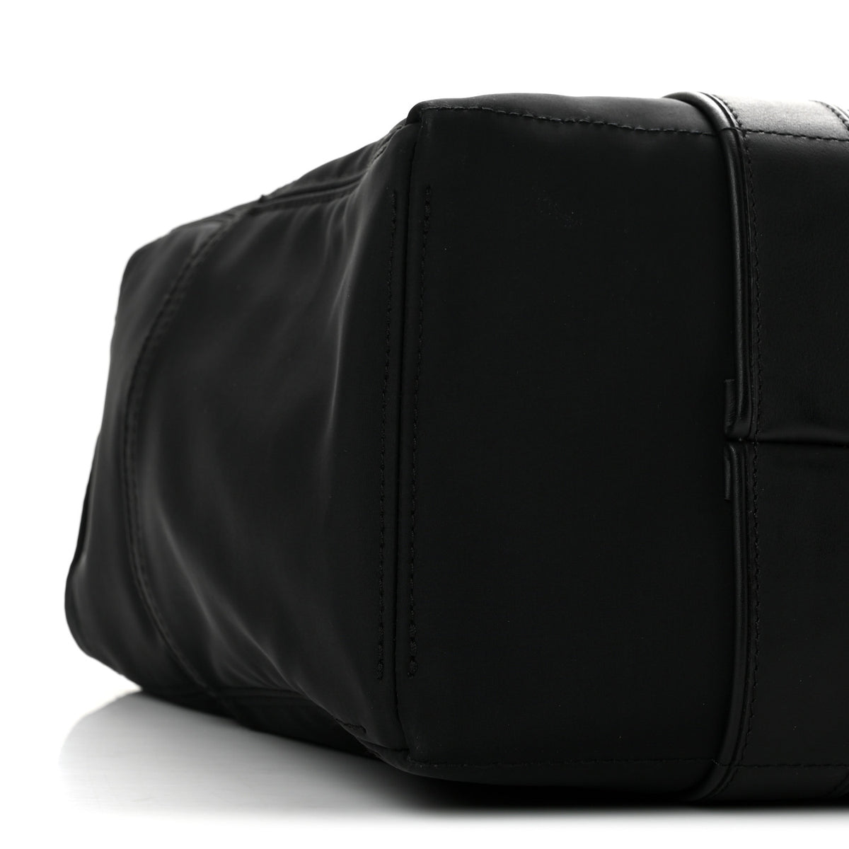 Nylon Acapulco Vassus Tote Black