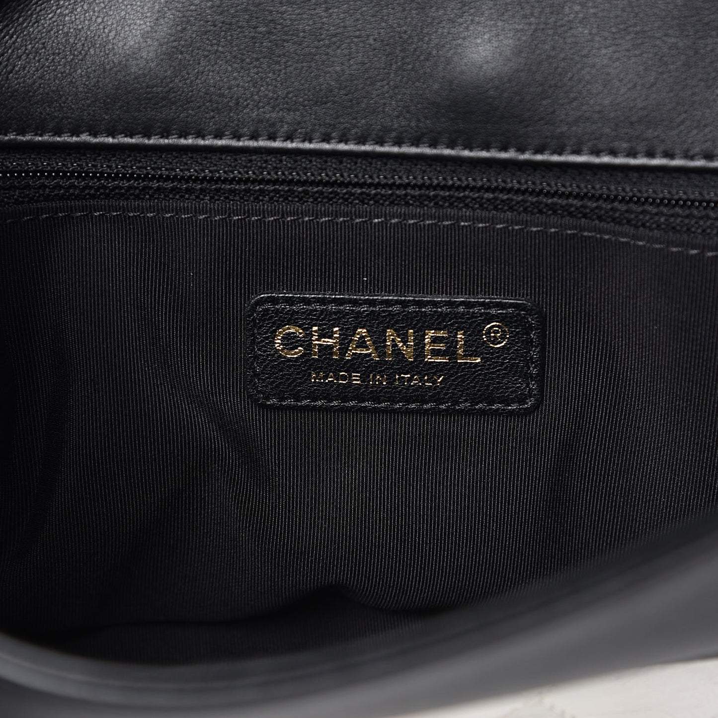 Lambskin Quilted Graphic Medium Flap White Black