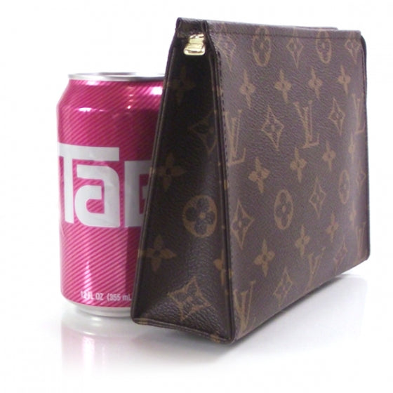 Monogram Poche Toilette 19