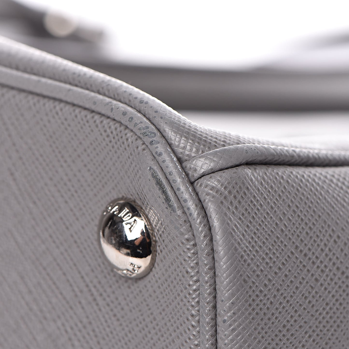 Saffiano Medium Galleria Double Zip Tote Marmo
