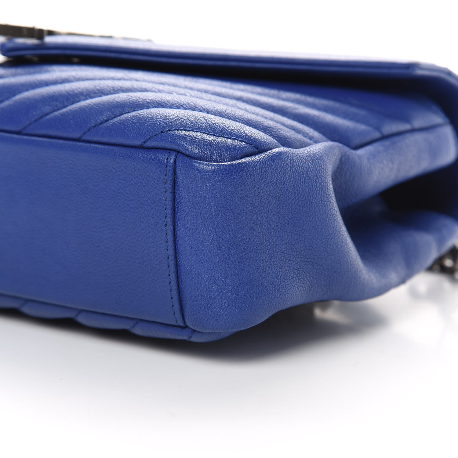 Saint Laurent Sheepskin Matelasse Chevron Monogram Medium College Bag Outremer 10 of 12