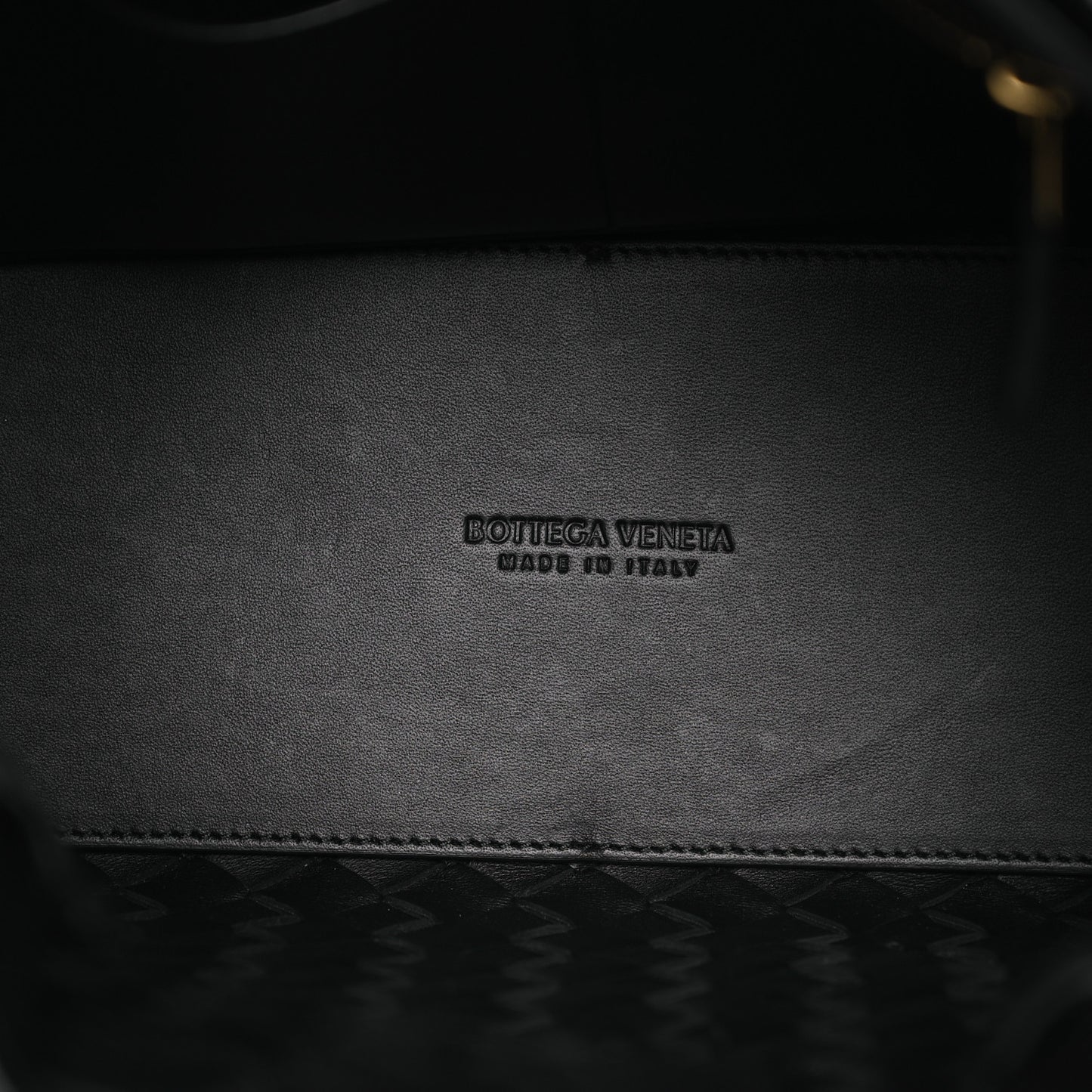 Nappa Intrecciato Medium Andiamo Shoulder Bag Black