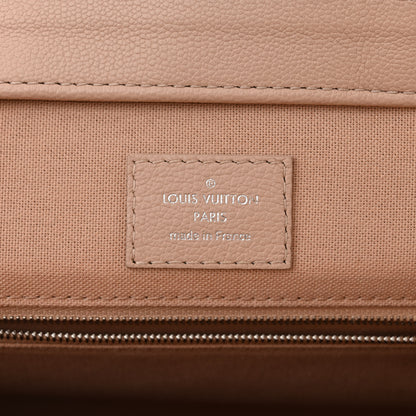 Louis Vuitton Epi Vaneau MM Dune 6 of 12