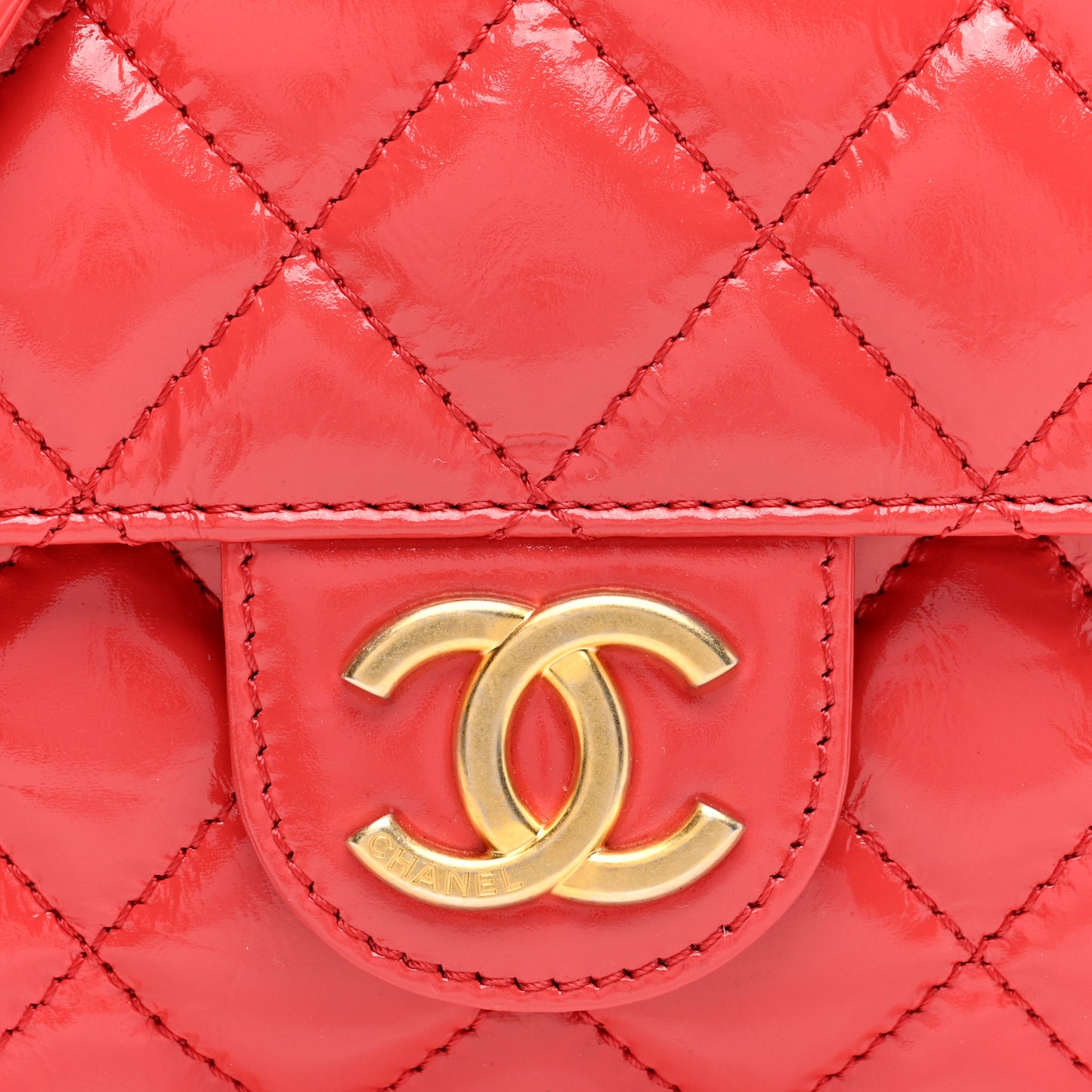 Shiny Crumpled Calfskin Quilted Small Wavy CC Hobo Red