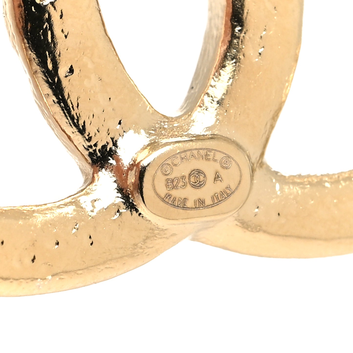 Metal Tweed Effect CC Earrings Gold