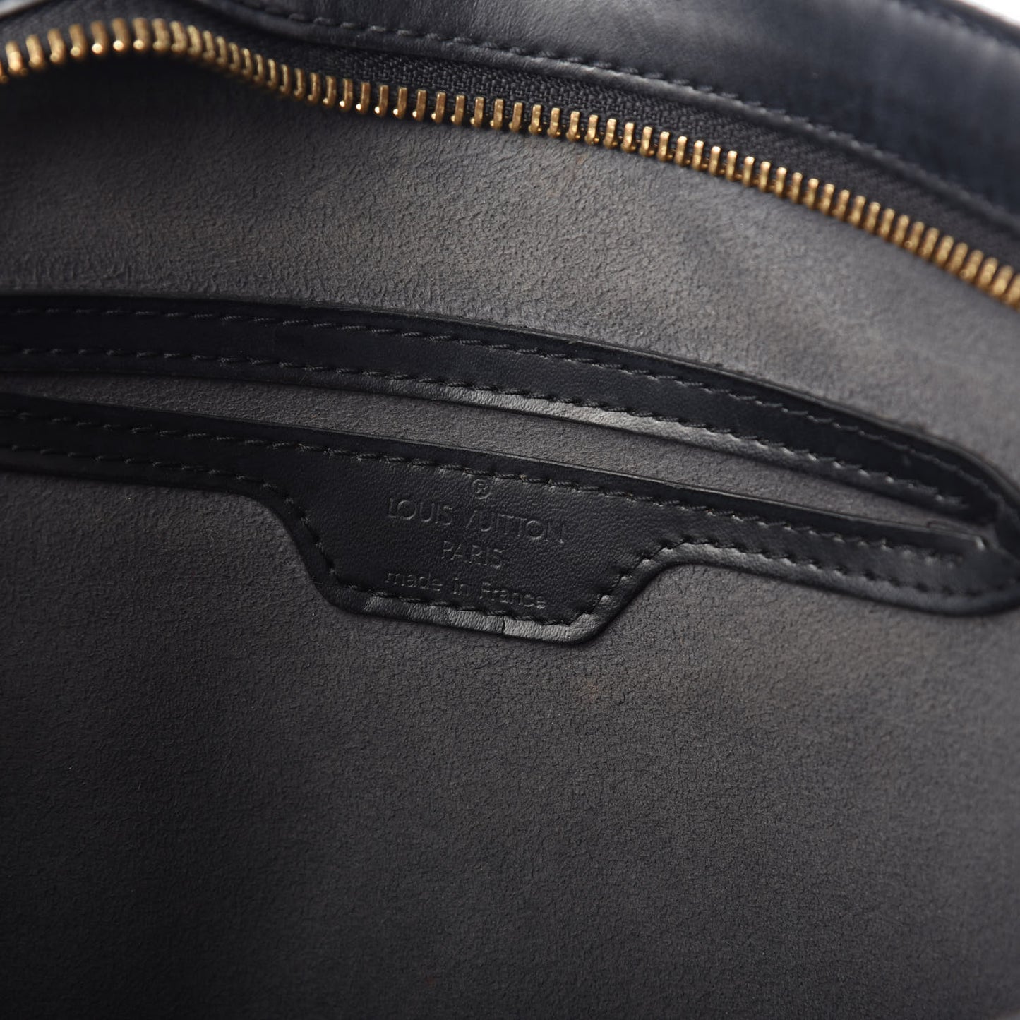 Epi Saint Jacques PM Long Straps Black