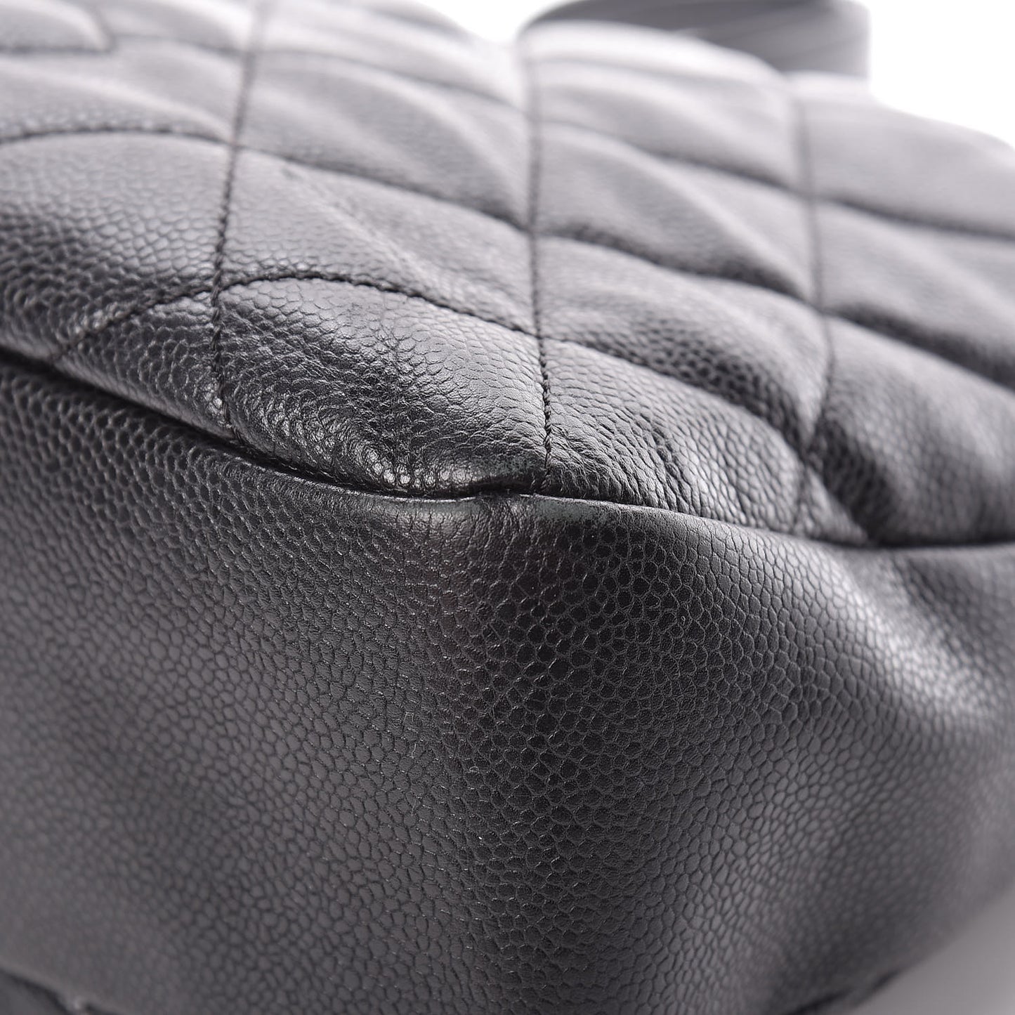 Caviar Quilted CC Timeless Soft Tote Black