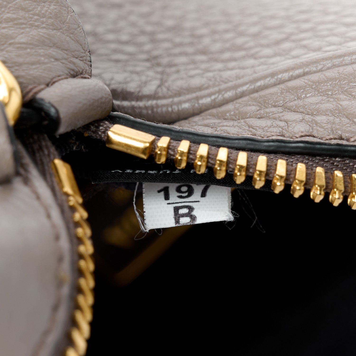Prada Vitello Phenix Camera Bag Argilla 8 of 12