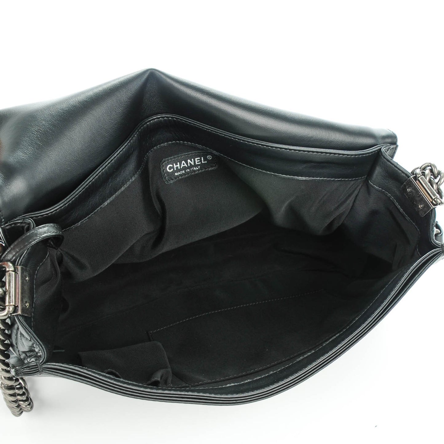 Calfskin Enchained XL Boy Flap Black