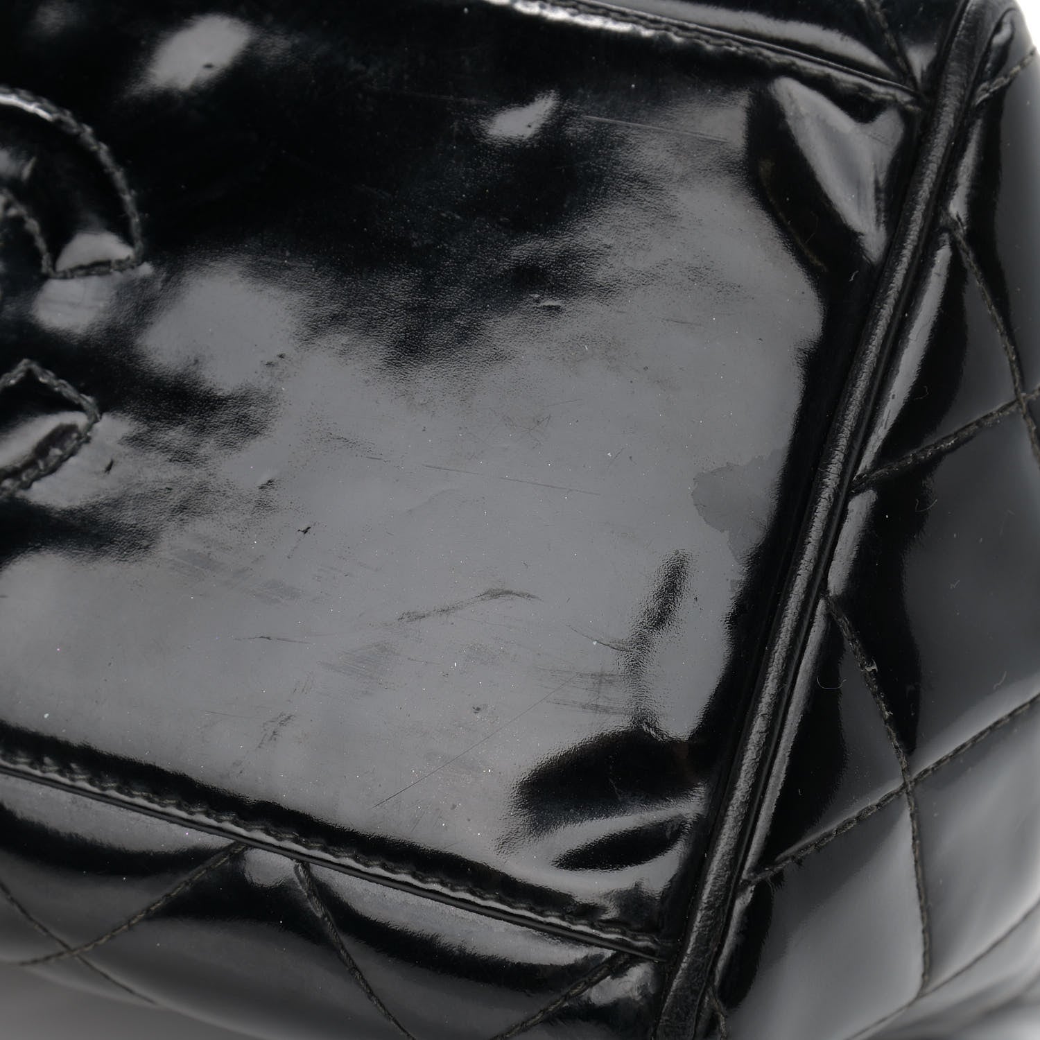 Chanel Patent Quilted CC Shoulder Bag Black 18 of 21