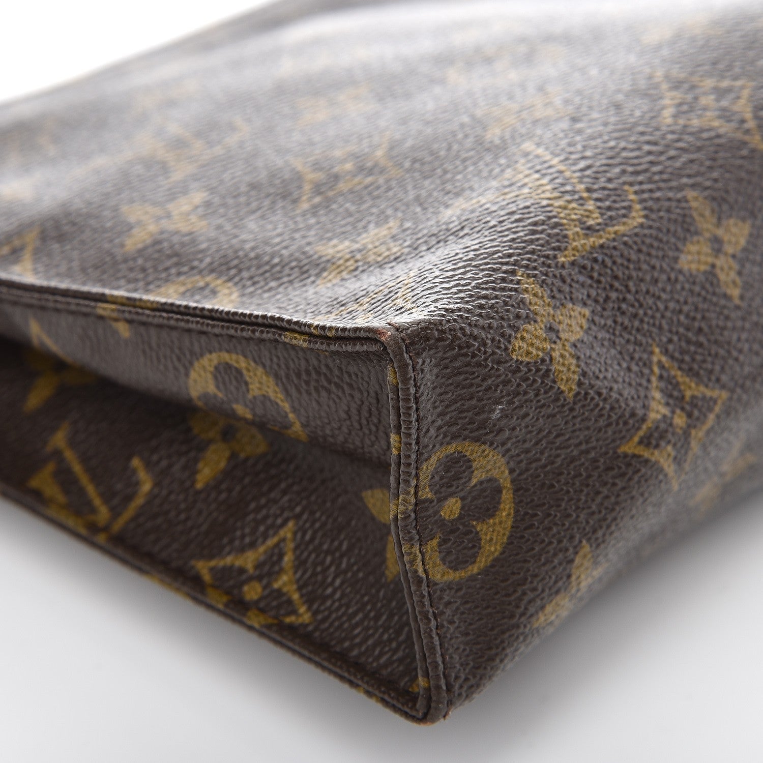 Louis Vuitton Monogram Toiletry Pouch 26 8 of 12