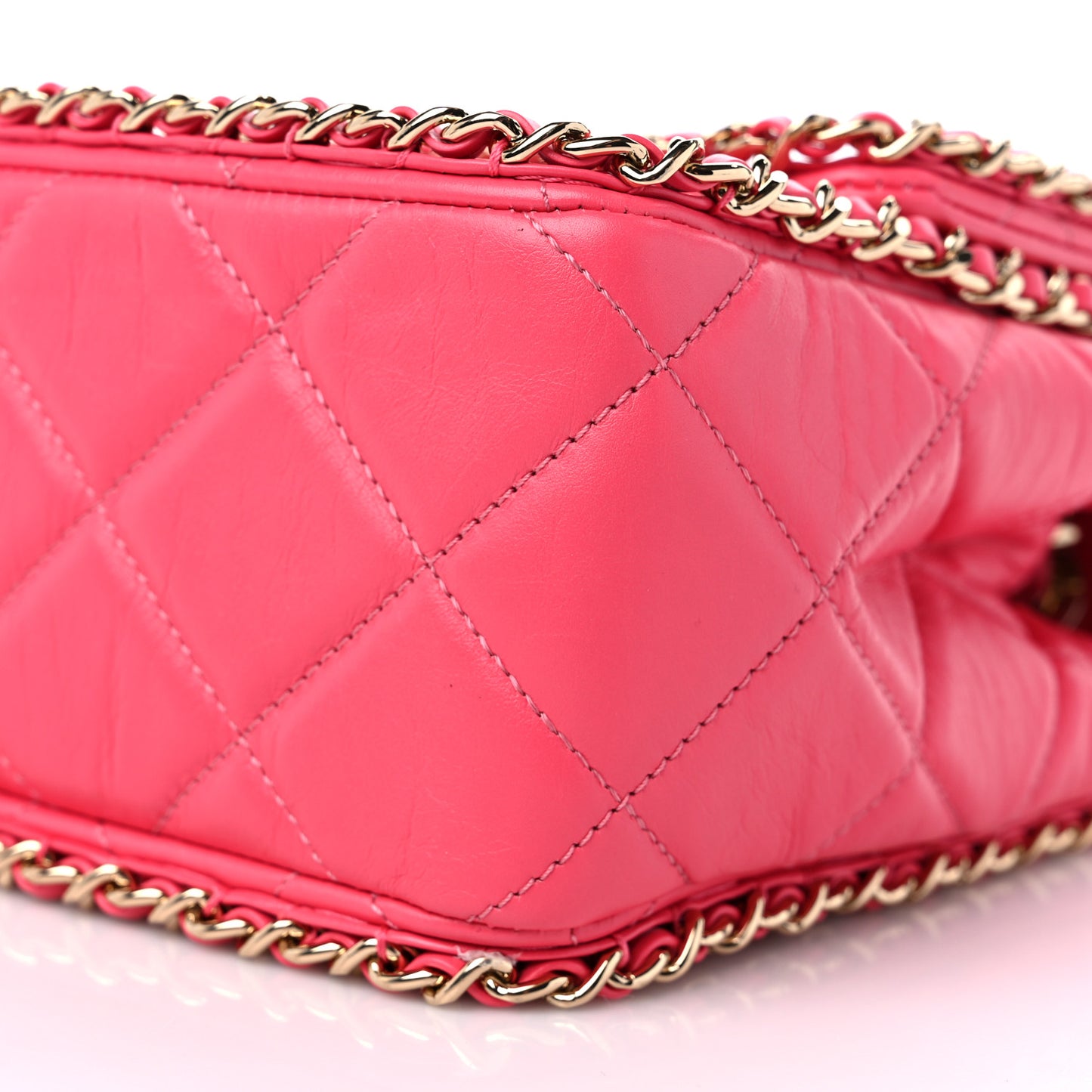 Crumpled Calfskin Medium Chain All Over Flap Pink