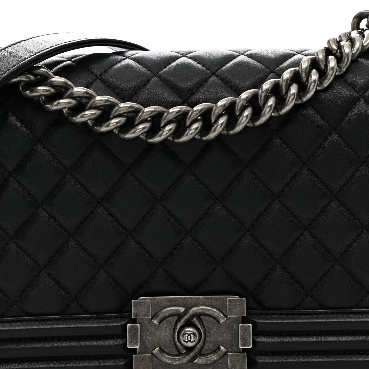 Lambskin Quilted Medium Boy Flap Black