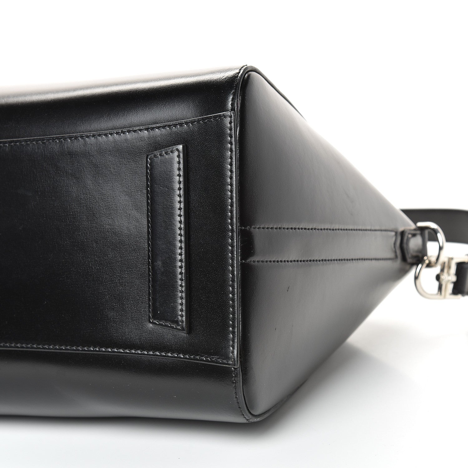 Givenchy Shiny Lord Calfskin Medium Antigona Black 8 of 17