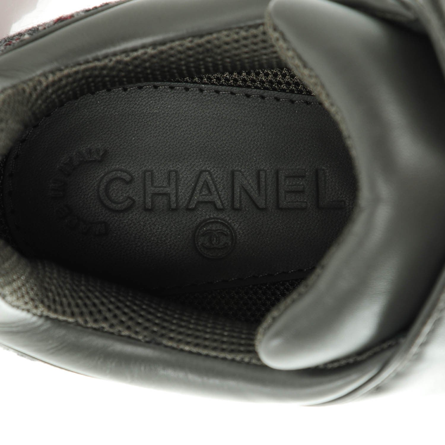 Chanel Calfskin Tweed Sneakers 43 Grey Black 6 of 7