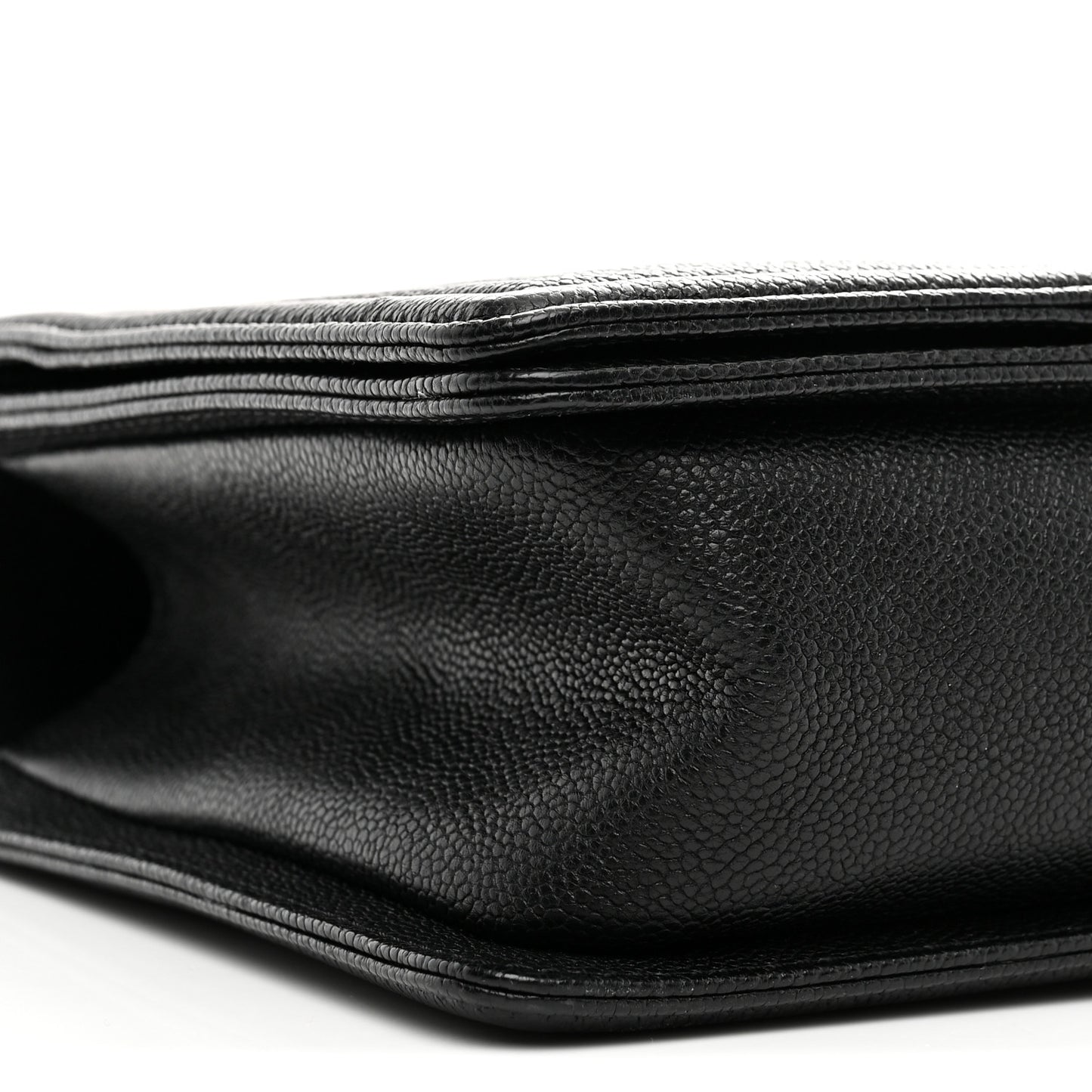 Caviar Quilted New Medium Boy Flap Black