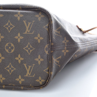 Louis Vuitton Monogram Neverfull MM 14 of 15