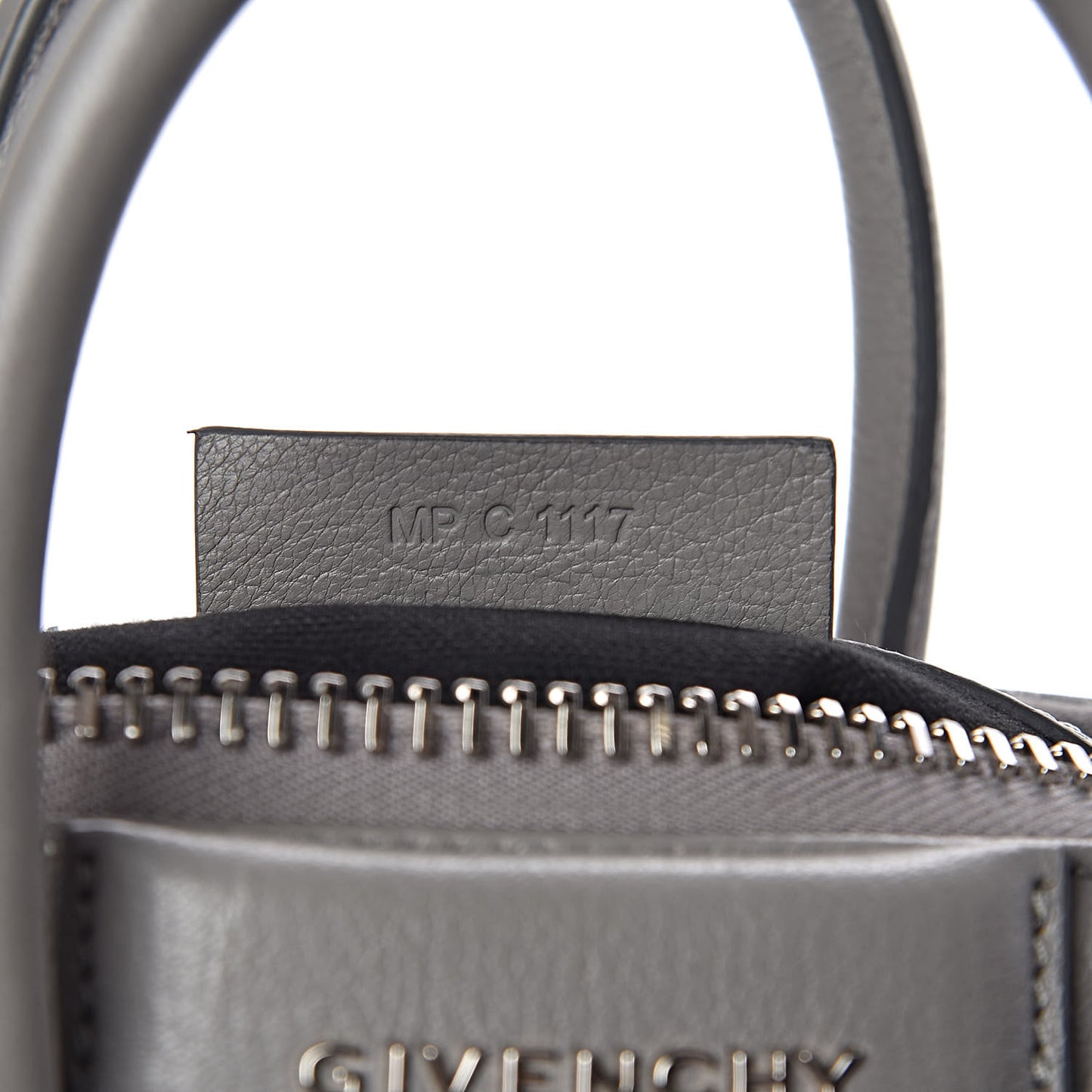 Sugar Goatskin Mini Antigona Pearl Grey