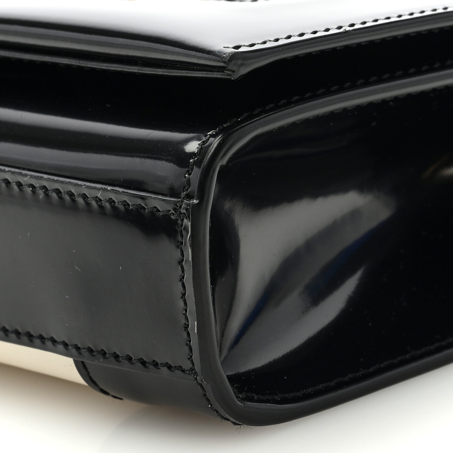 Saint Laurent Nappa Patent Calfskin Two-Toned Small Monogram Kate Satchel Alabastro Black 5 of 8